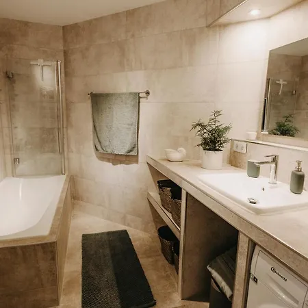 Apartment Traber Im Herzen Leipzigs Balkon Parkplatz *